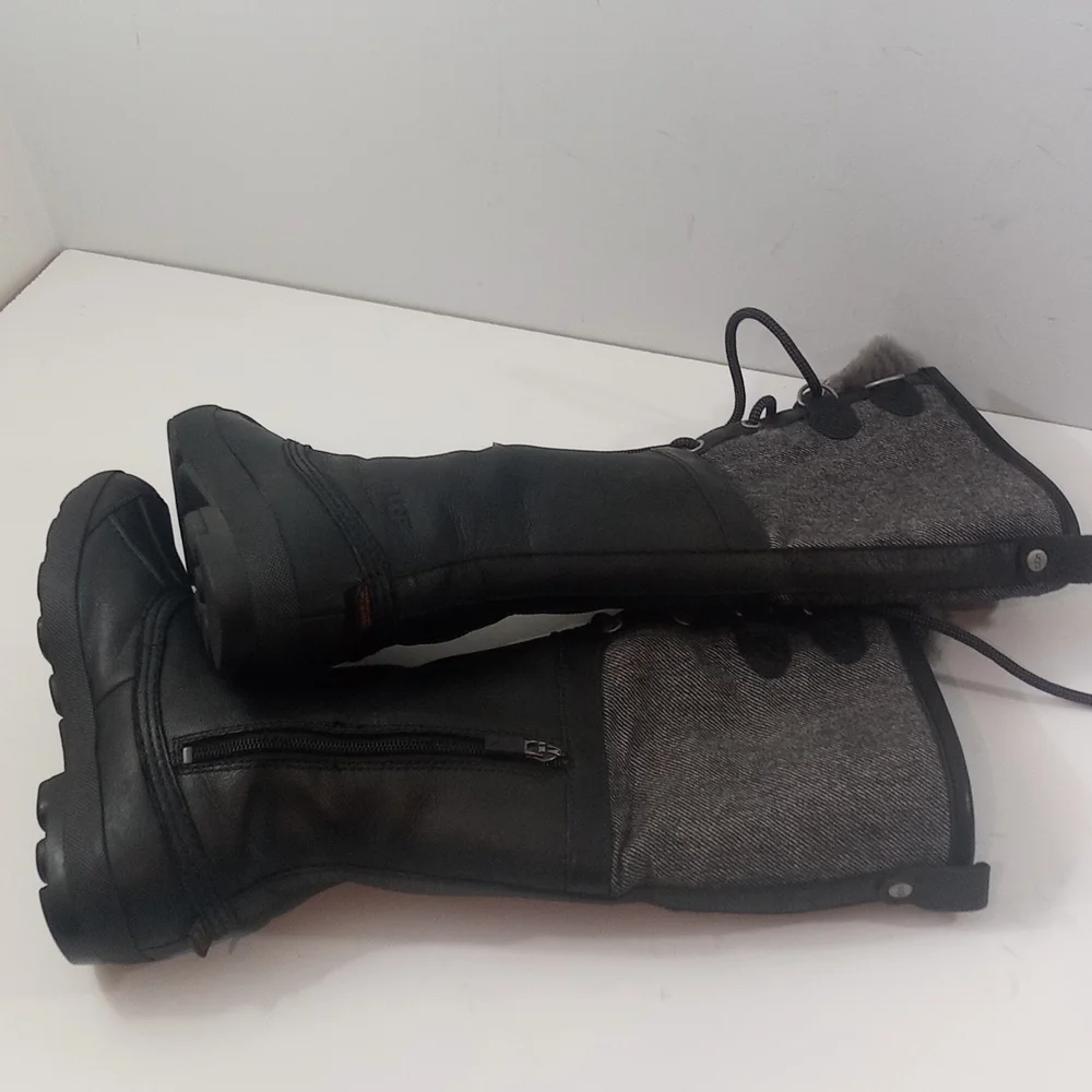 UGG leather waterproof boots - size 7 US - Picture 7 of 12